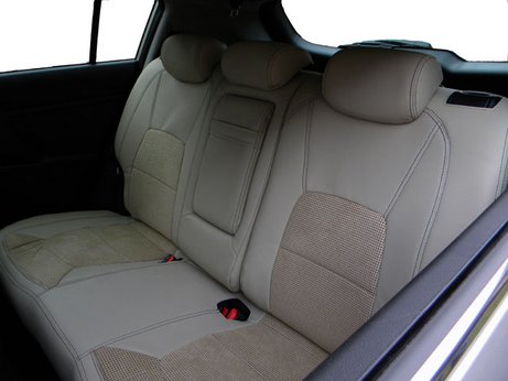 AUTOPOTAHY Kia Sportage 2011  Interiér, lakťové opierky, Alcantara ORIGINAL PRODUCT MAD AUTOPOTAHY Kia Sportage 2011  Interiér, lakťové opierky, Alcantara ORIGINAL PRODUCT MAD