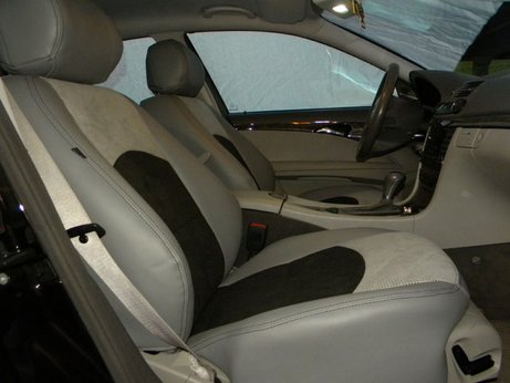 AUTOPOTAHY Mercedes Benz E 220    2007  predné sedadlá s lakťovou opierkou  ALCANARA ORIGINAL PRODUCT MAD AUTOPOTAHY Mercedes Benz E 220    2007  predné sedadlá s lakťovou opierkou  ALCANARA ORIGINAL PRODUCT MAD
