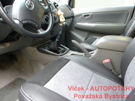 AUTOPOTAHY Toyota Hillux , interiér po zvýšení vnútornej výbavy, z látky do kože s Alcantarou + logo , ORIGINAL PRODUCT MAD AUTOPOTAHY Toyota Hillux , interiér po zvýšení vnútornej výbavy, z látky do kože s Alcantarou + logo , ORIGINAL PRODUCT MAD