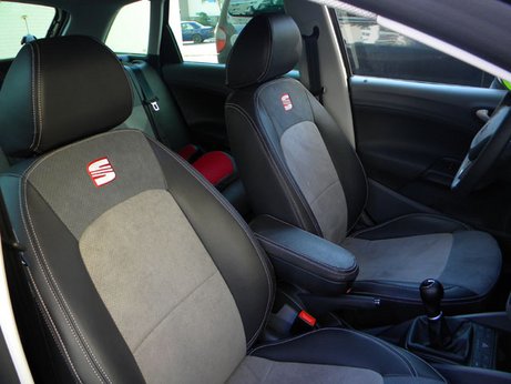 AUTOPOTAHY Seat Ibiza 2011 predné sedadlá s logom  ORIGINAL PRODUCT MAD AUTOPOTAHY Seat Ibiza 2011 predné sedadlá s logom  ORIGINAL PRODUCT MAD