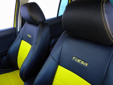 Škoda Fabia Sport 2  2008      RS  predné sedadlá  ORIGINAL PRODUCT MAD Škoda Fabia Sport 2  2008      RS  predné sedadlá  ORIGINAL PRODUCT MAD